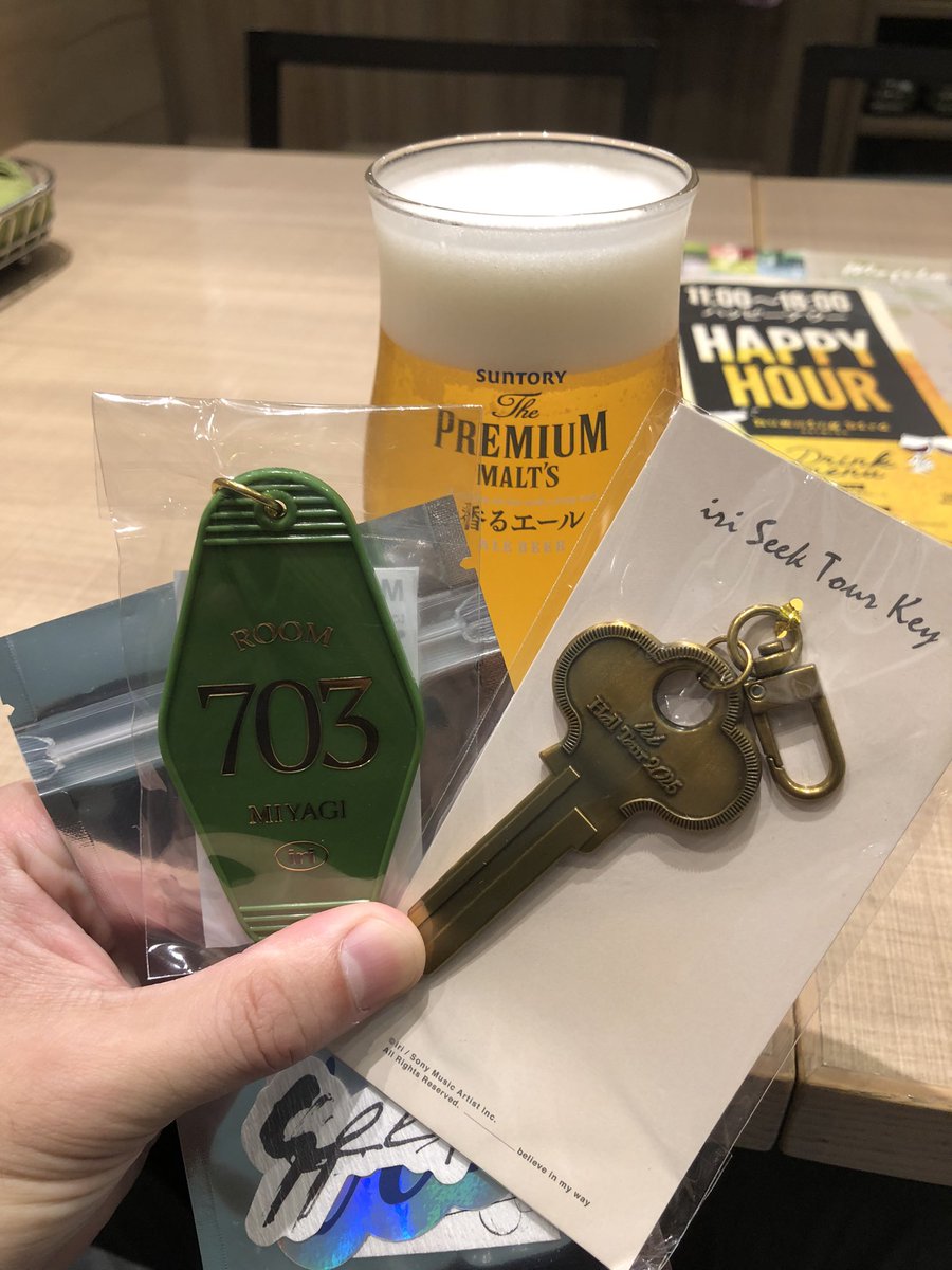 Live前の一杯、、最高です🍺
グッズもゲット出来たんでLive楽しみー😊

 #iri_Seek_tour