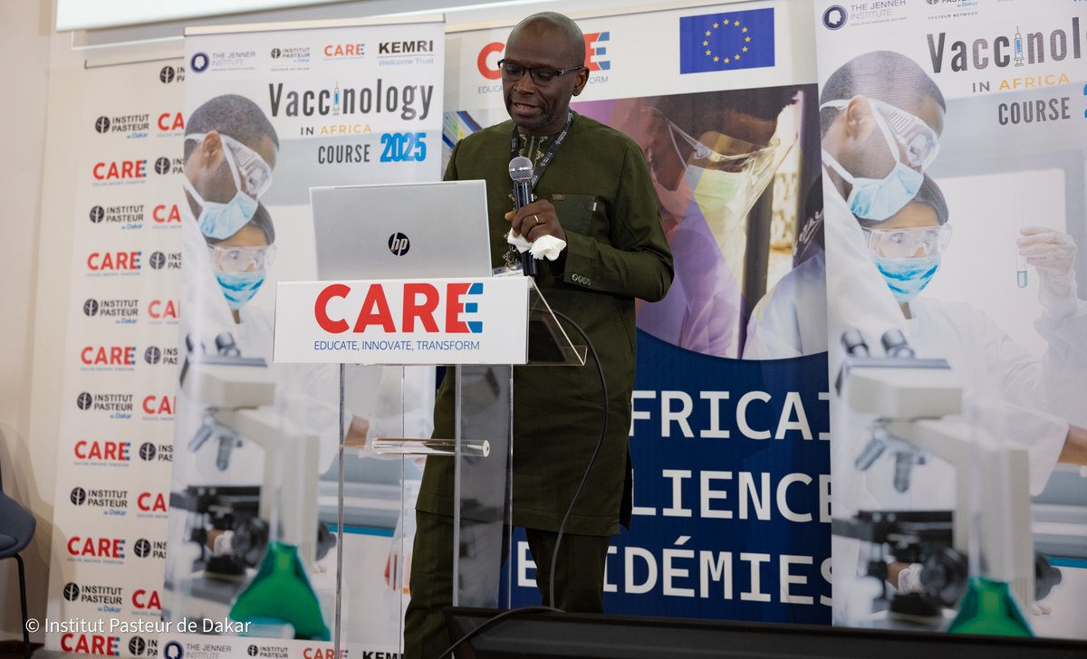 PasteurDakar's tweet image. 🎓From June 23–27, @PasteurDakar hosted the 1st bilingual Vaccinology in Africa course!
A week of training, simulation & exchange to strengthen Africa’s vaccine sovereignty.
With @KEMRI_Wellcome @JennerInstitute @CEPIvaccines @ivaccinei .
#VaccineSovereignty #CAREPasteur