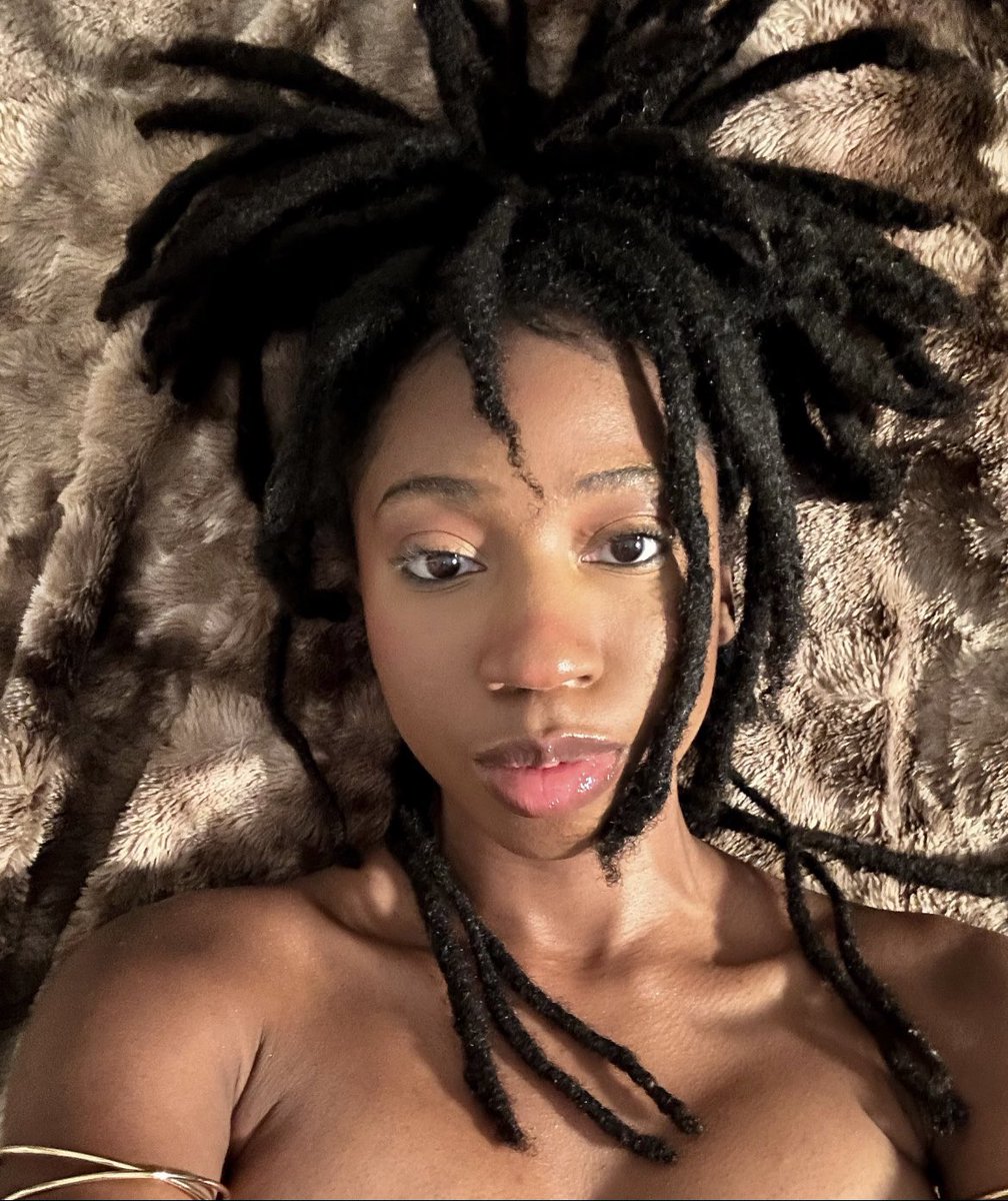 brebreromi's tweet image. my bag