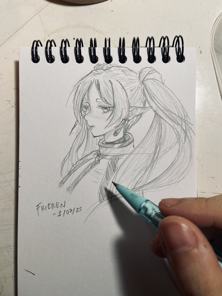 itsmeowpage's tweet image. Watched &amp; read all frieren anime and manga in 2 days bc dang it’s so good?? Didn’t expect that i’d love this kind of genre
quick sketch of frieren (a bit rusty but!! sketching has always been fun) go pick up a pencil yall!