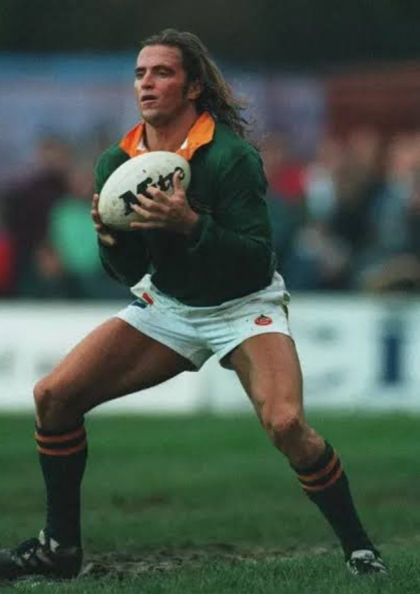 Pretty Cabousy is in die huis vannaand!!! 🎙🏉👇

youtube.com/live/Wcdm_GWee…