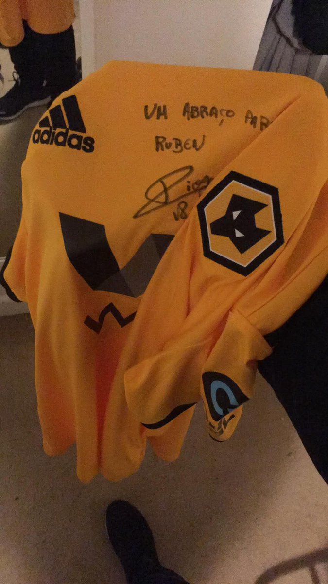 connorjlew's tweet photo. RIP Diogo Jota ❤️

I remember making a documentary in 2019 about disabilities in football, we got in contact with Diogo, without hesitation he kindly sent a shirt for one of the kids, Ruben with a personalised message.

Not just an amazing footballer but an amazing human. https://t.co/H40GbZBwXj