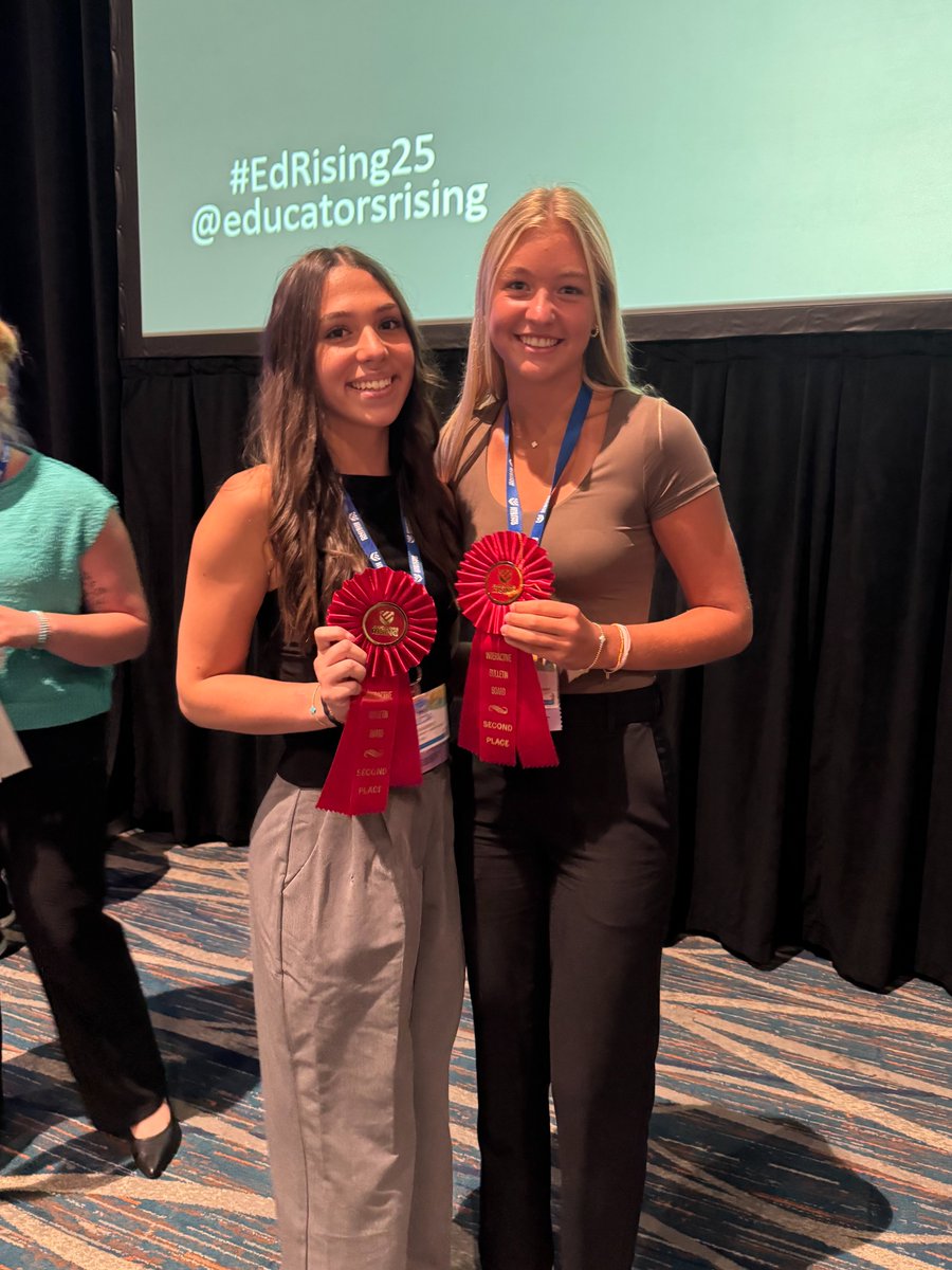 FHSchools's tweet image. CONGRATS to our @AndersonRaptors & @TurpinHS students who qualified for and competed at the Ed Rising National Conference in Orlando, FL!! Accolades collected include red & white ribbons, 4th Place and a 1st Place rating!! Even when school's out, our students are working hard!