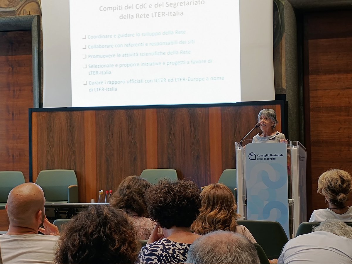 lteritaly's tweet photo. Maria Grazia Mazzocchi racconta il lavoro del comitato di coordinamento della Rete #LTERItalia fino alla costituzione della #JRU
#research https://t.co/esEcjhVpB4