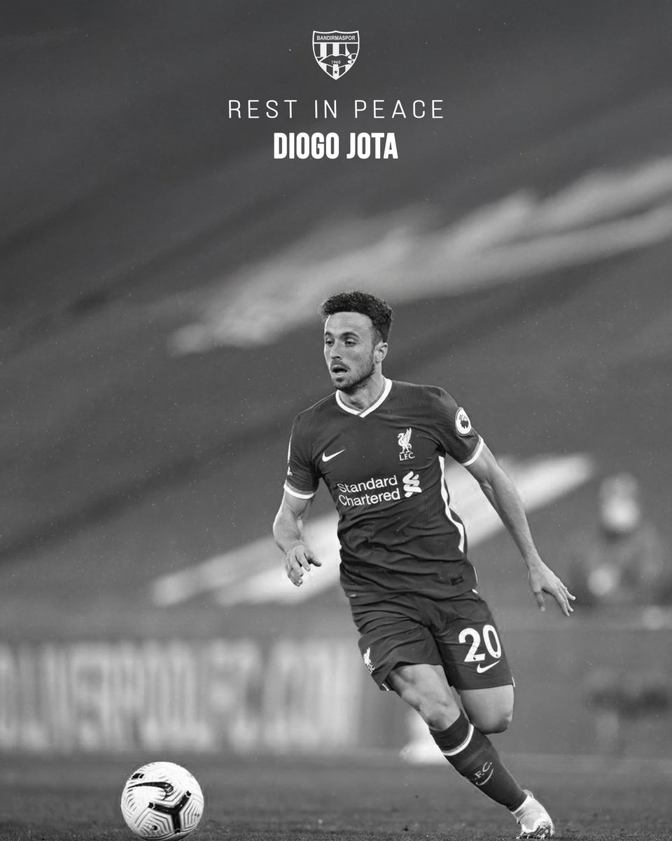 Profesyonel Futbolcu Diogo Jota’nın elim bir trafik kazasında hayatını kaybettiğini derin bir üzüntüyle öğrenmiş bulunuyoruz.
Kendisine Allah’tan rahmet, ailesine, sevenlerine ve futbol camiasına başsağlığı dileriz.