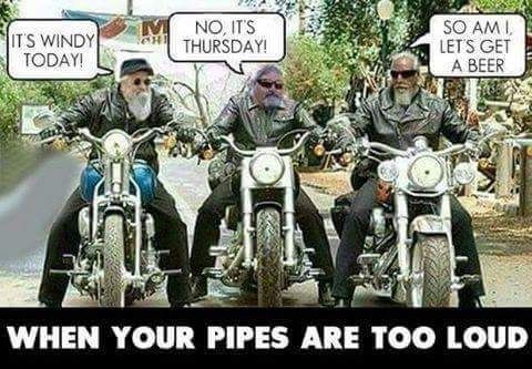 ridinghighhd's tweet image. 🤣🤣

 #MotorcycleHumor #RiderLaughs #BikerCommunity #LoudPipes