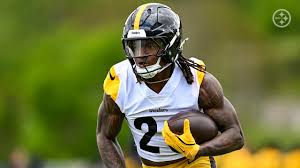 RazzballNFL's tweet image. Dynasty Rookie Rankings – Targets and Fades football.razzball.com/dynasty-rookie…