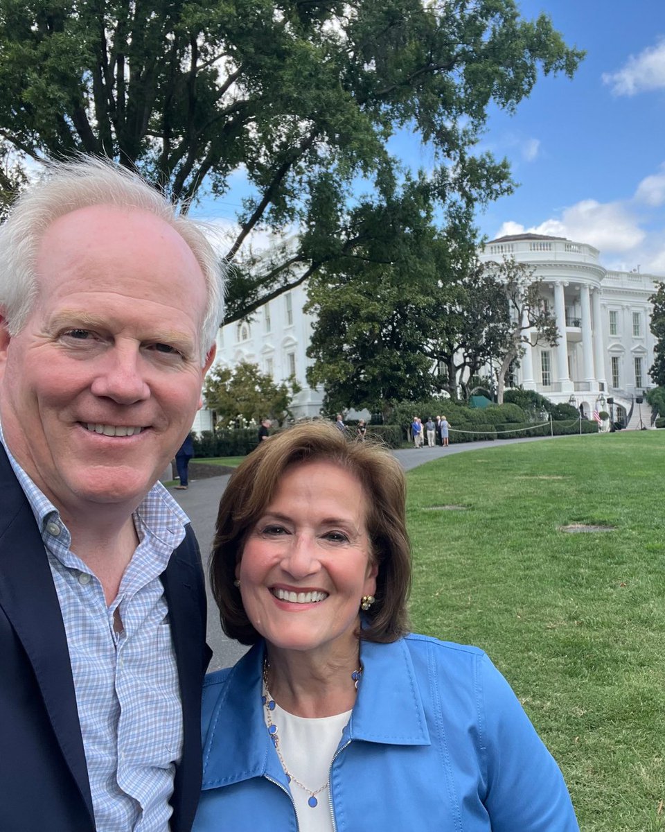 AnitaBMcBride's tweet image. Happy 4th of July! As we celebrate our nation’s founding, I’m proud to continue promoting civic education and history through @AmericanU, @WhiteHouseHstry & more. Here’s to a milestone year as we head toward @America250. 🇺🇸 #IndependenceDay #America250