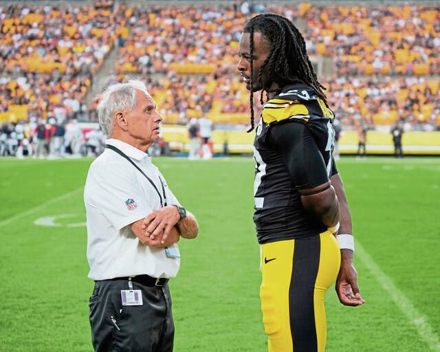Meet Dr. Joseph Maroon, Steelers team neurosurgeon and esteemed member of our CNF Scientific Advisory Board, recently honored with the prestigious Ellis Island Medal of Honor. 

His leadership embodies the intersection of science, compassion, and action.