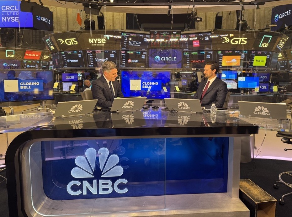 ZacharyLeonsis's tweet image. What. A. Month.
June brought major wins… here are some highlights:
🏆 12 (!!!) @CapitalEmmys awards
🔥 @MSE named Media Company of the Year at the @CynopsisMedia Awards
🌍 Connected with global media leaders at the @Cannes_Lions International Festival of Creativity
📺…