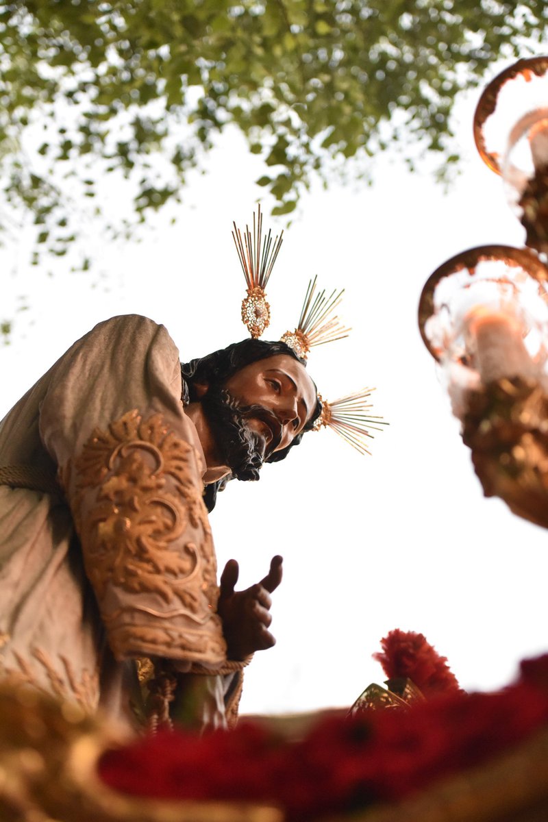 ✍🏻  Sabías que…
La Hermandad de la Amargura cuida mucho el repertorio musical. Las marchas a interpretar en el Domingo de Ramos son llevadas a Cabildo de Oficiales.