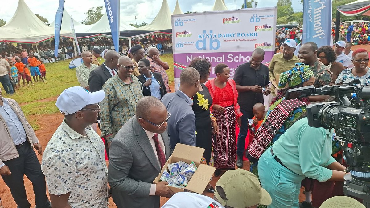 We were honored to support the Feed One End Hunger Campaign at Kachororoni Primary School, Kilifi County, led by the First Lady of Kenya, Her Excellency Mama Rachel Ruto. By providing nutritious milk for the children, Mount Kenya Milk proudly champions sustainable school feeding