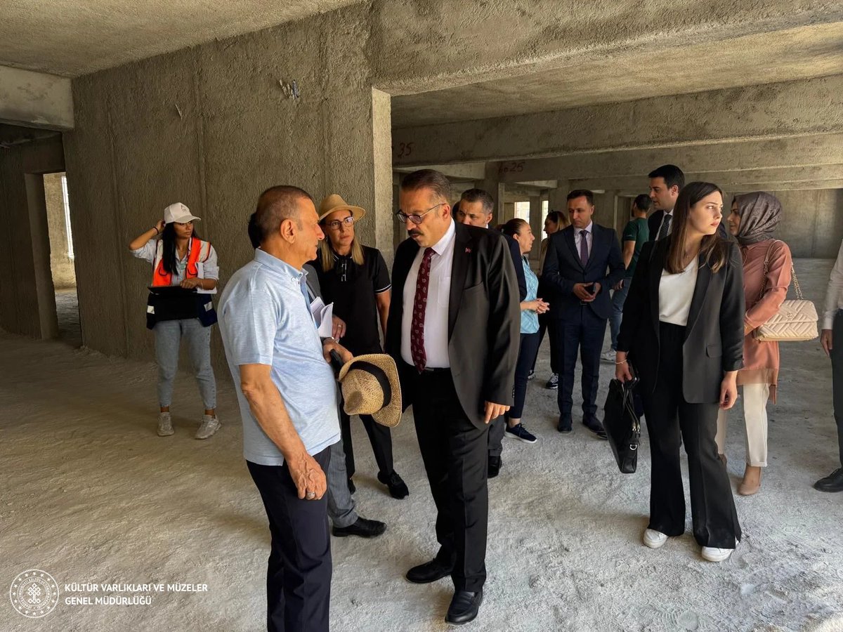 Genel Müdürümüz Birol İnceciköz Diyarbakır Şantiyesini Ziyaret Etti! 

📍 Genel Müdürümüz Birol İnceciköz, Diyarbakır şantiyemizi ziyaret ederek devam eden çalışmaları yerinde inceledi. Bu önemli ziyaret sırasında, projelerimizdeki son durumu değerlendirdi. İlgili ekiplerimizden