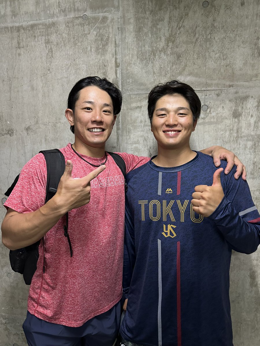 よく打った！ #増田珠 長崎県出身の先輩が #中村優斗 に プレゼントの