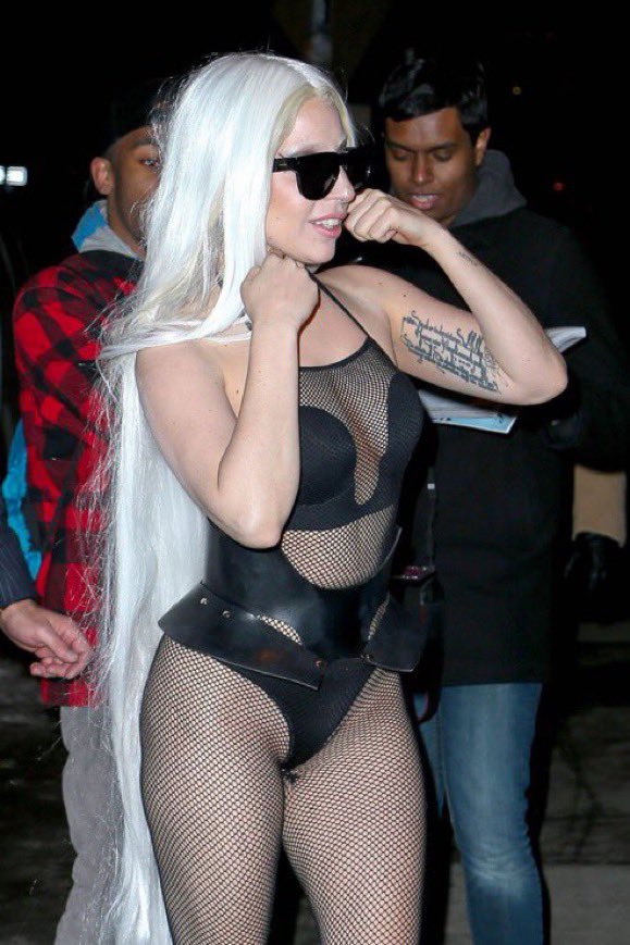 THIS LOOK IS EVERYTHING