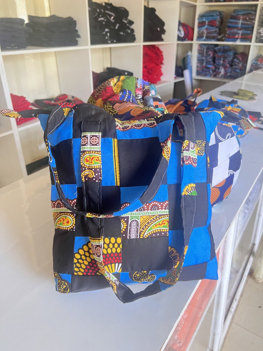 RileyOrton2's tweet image. Through our Climate Solutions Program, we’re proud to share that we’ve been recognized as award winners in the Grades of green “Reduce, Reuse, Recycle” category! turning waste into wonder,transforming discarded textiles into items like bags, pillows, and key holders.