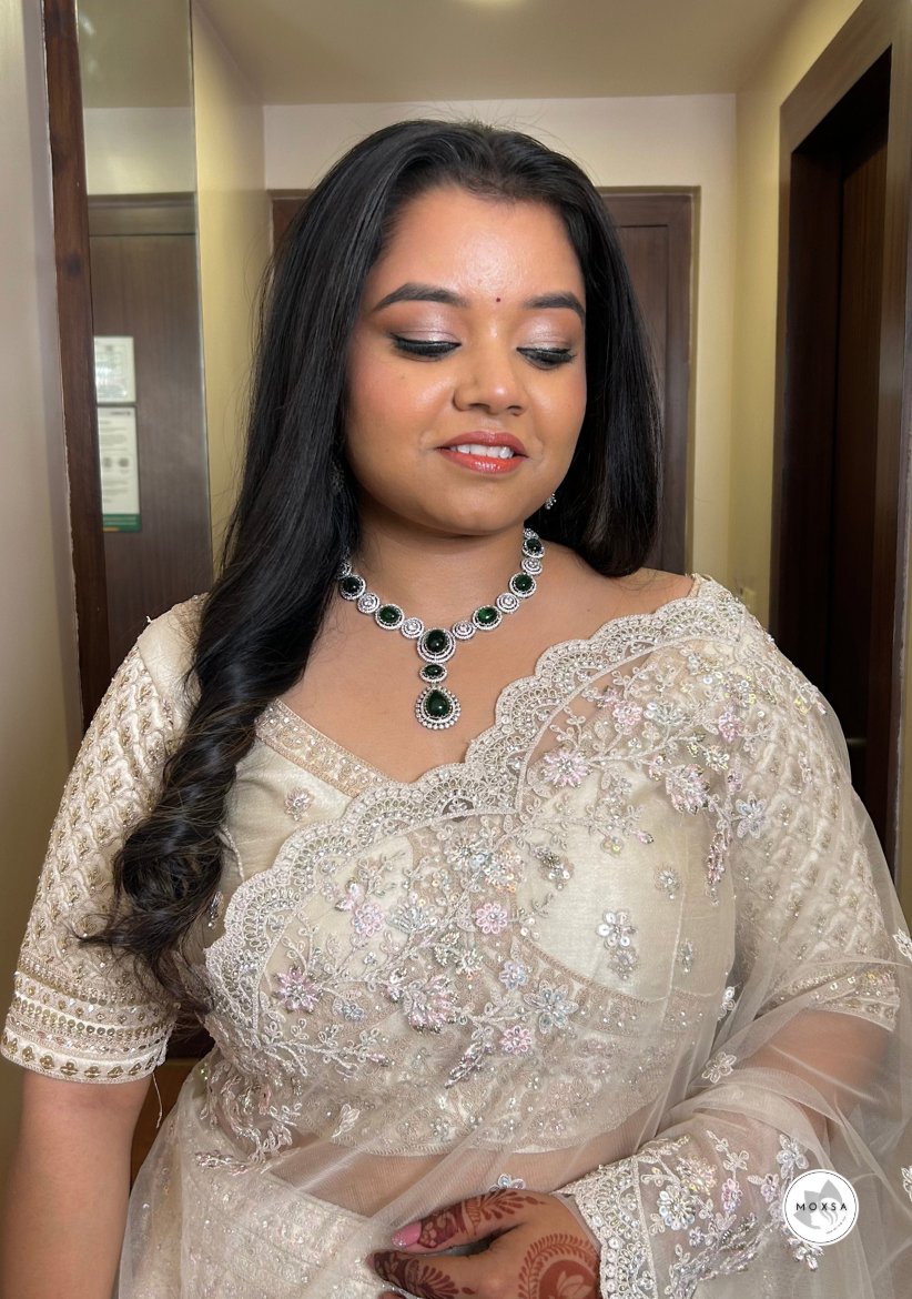 makeoverxpress's tweet photo. Bride's Ashirwad Ceremony Glam:
You know it’s going to be special when the very first call feels like a vibe check passed. https://t.co/BiIF0kpInK
