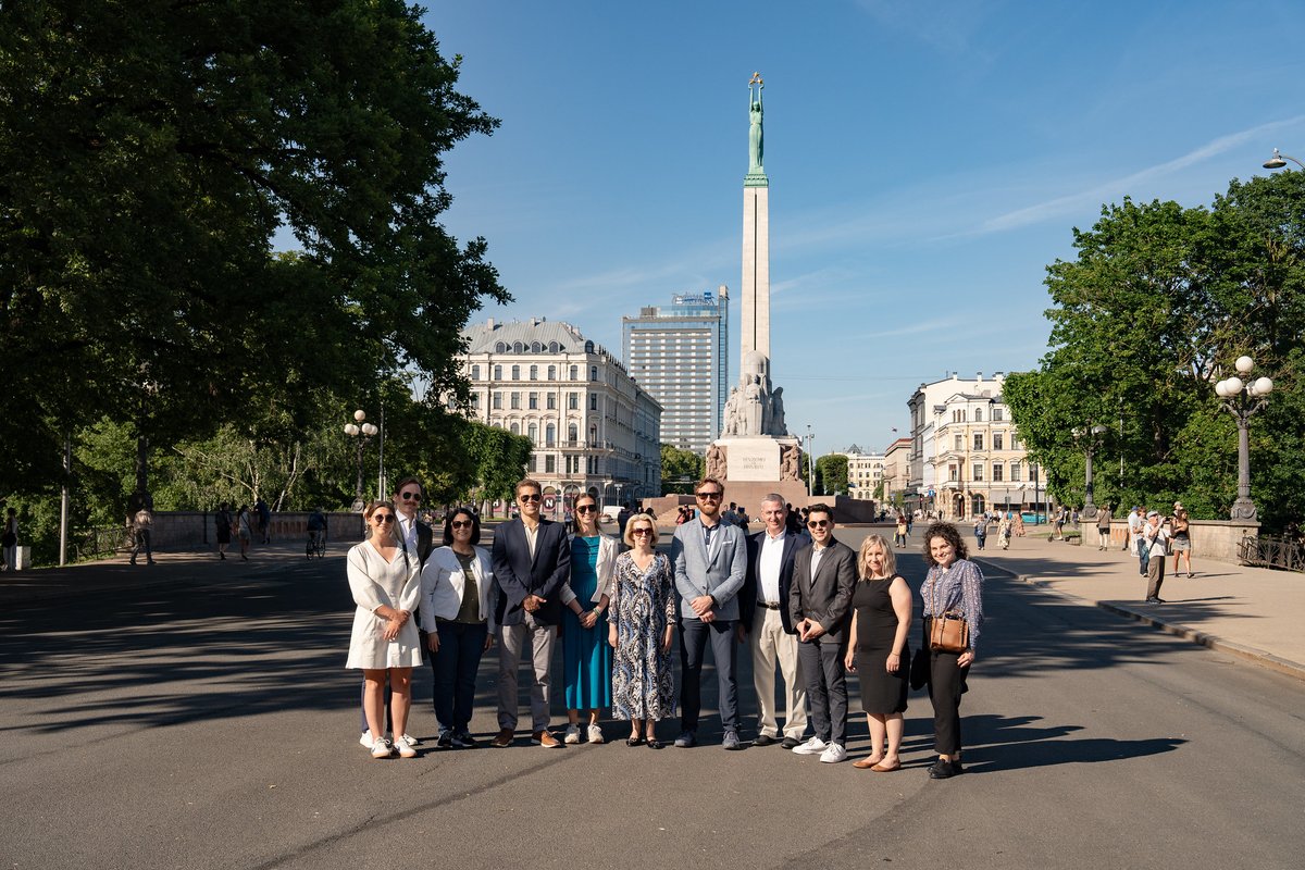 🇱🇻🇺🇸 It was my pleasure to meet 🇺🇸 Congressional Staff Delegation in Riga. We had a good discussion on security and defense matters, support for Ukraine, and ways to address geopolitical challenges. 

📸Ieva Ābele, Saeima