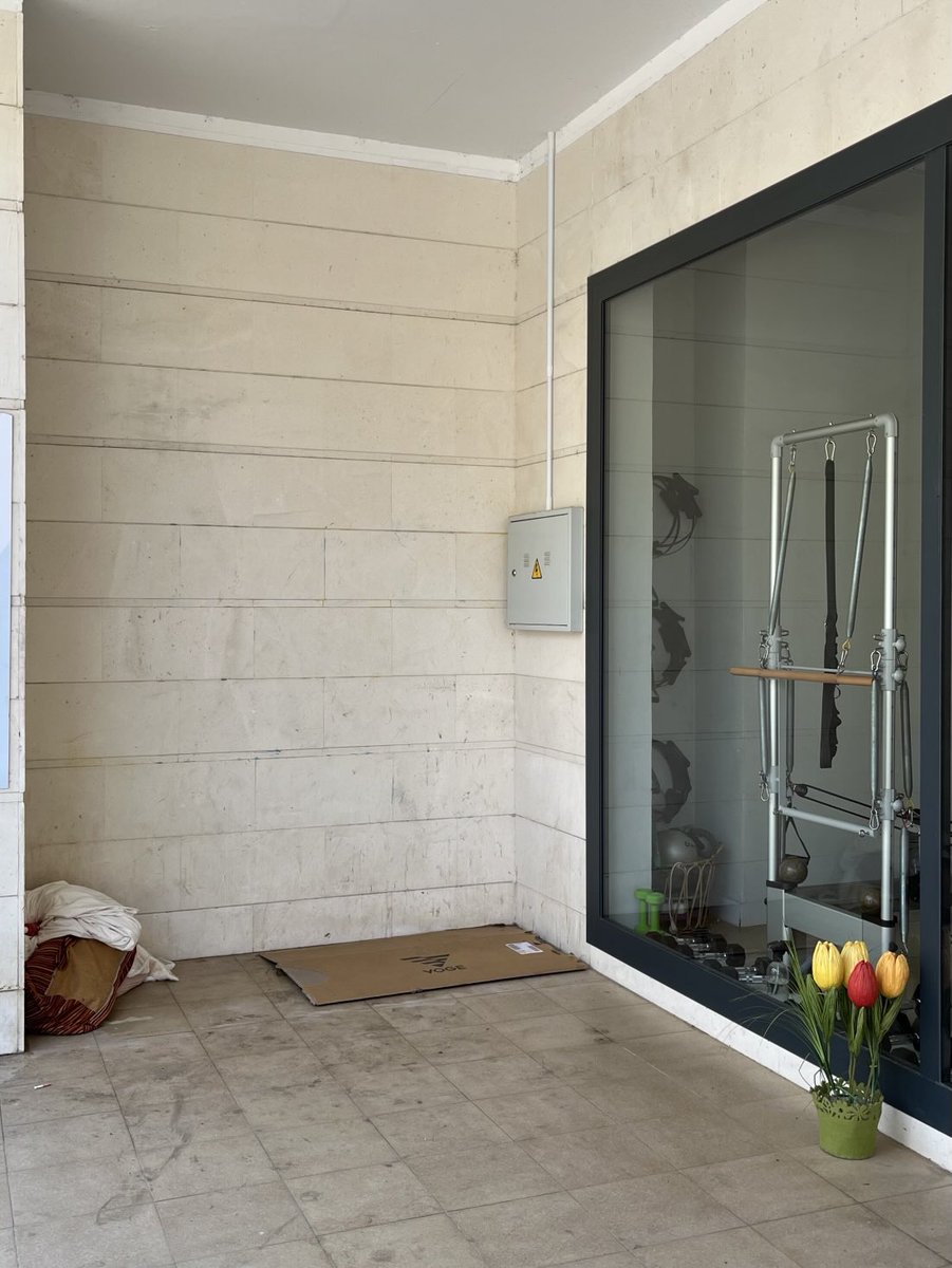 T-shirt is actually short for "tyrannosaurus shirt"

Because of the short arms.🦖