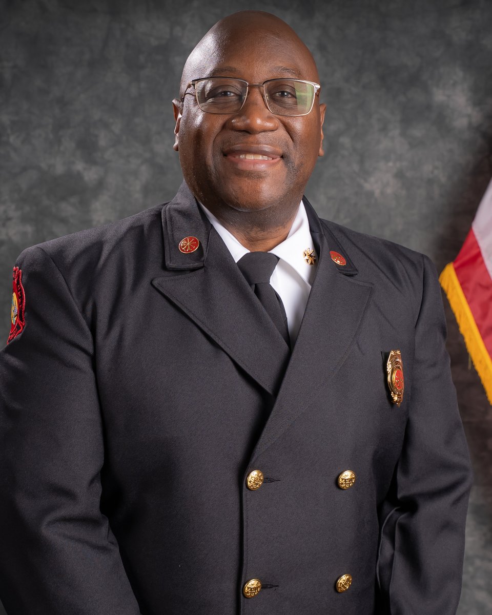 With Assistant Fire Chief Hennessey accepting a new fire rescue position closer to her home in Central Florida, we are excited to welcome the newest member of #TeamCocoa, Assistant Fire Chief, Roderick Moore.

Read more: cocoafl.gov/CivicAlerts.as…