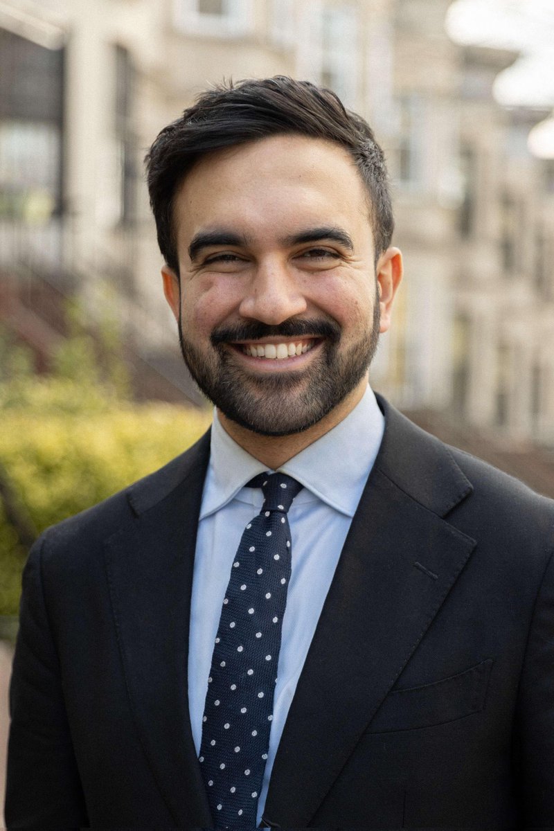 XNewsHQ's tweet photo. #BREAKING:

Zohran Mamdani officially wins the New York City Democratic mayoral primary with 56% of the vote. https://t.co/87HIWpn9uA