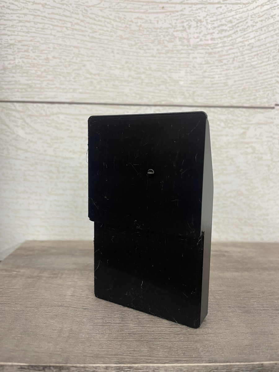 MobileLyre's tweet photo. MobileLyre turns 8 today! First 8 orders of a lyre+case comes with a free vertical adapter today only. This applies to both domestic and international orders! https://t.co/YX5WvMgYj5
