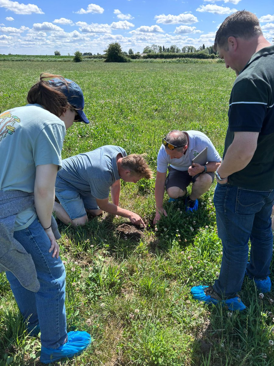 Johannes Charlier tweet media