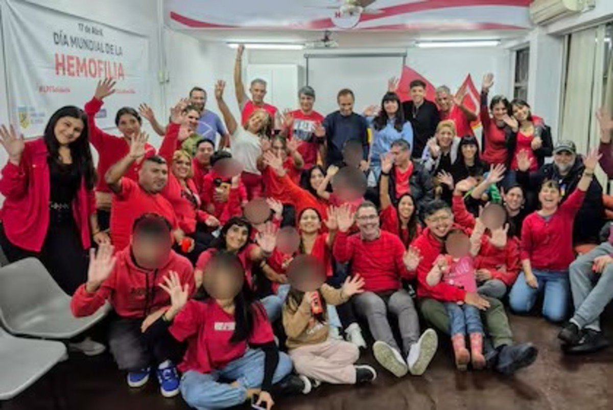 LV12TUC's tweet photo. 🟠➡️#LaMañanaDeLa12 - María Belén Robert, titular de la Fundación de la Hemofilia

"Nosotros, desde la Fundación de la Hemofilia, desde el 2001 recibimos un aporte desde el estado, solicitado, fundamentado y rendido cada año, que le permite el funcionamiento". https://t.co/AwjFCzWfkb