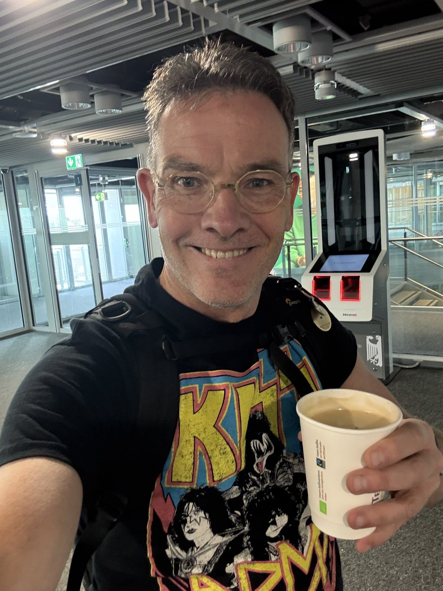 Up to #Birmingham 🤟 <a href="/BlackSabbath/">BlackSabbath</a> #BacktotheBeginning