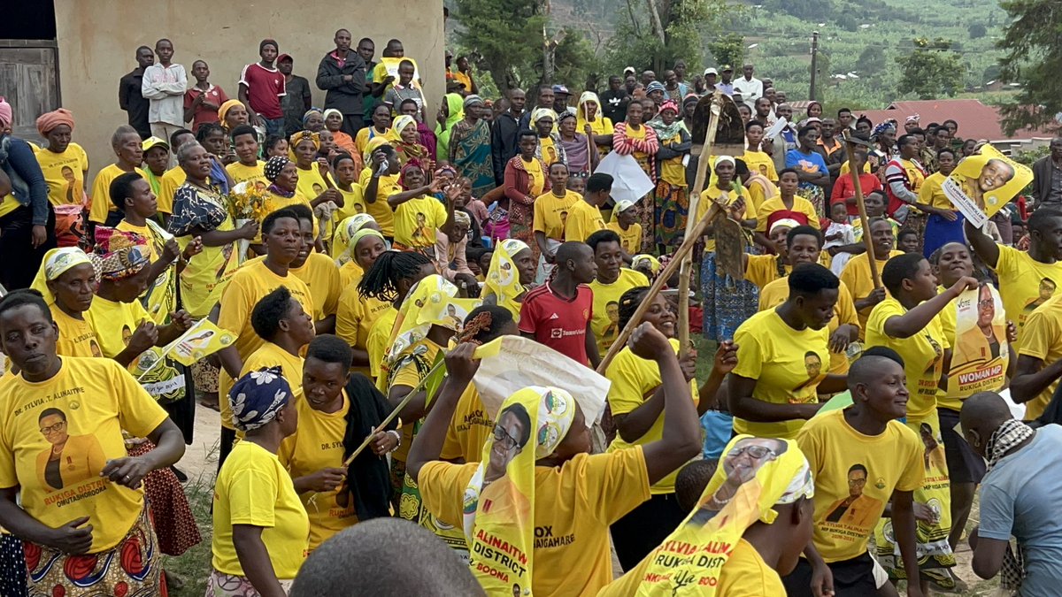 Rukiga is painted yellow! 💛
The love for our party chairman, President Yoweri Museveni, is loud and clear.
Big thanks to Dr. Sylvia for championing the President’s message of wealth creation in Rukiga. The movement is alive and strong! ✊🇺🇬 #NRM #WealthCreation #Rukiga