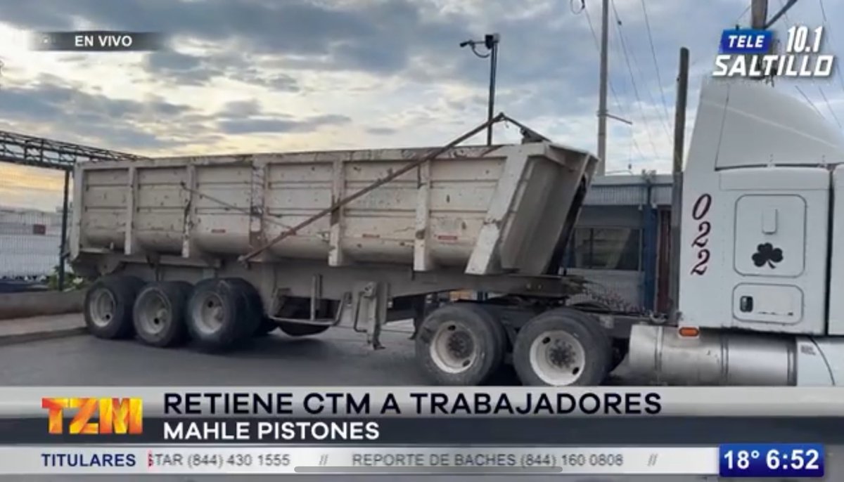 AlexIbaMen's tweet photo. URGENTE: Lo que está ocurriendo en la planta de MAHLE en Coahuila es un secuestro sindical. La CTM está reteniendo la voluntad de los trabajadores, impidiendo una representación libre y justa. ¡Ya basta de abusos! @manolojim @ZogbiNazira @oscarpime @STPS_mx @marathb @PedrohacesO https://t.co/MeHNoT5gSZ