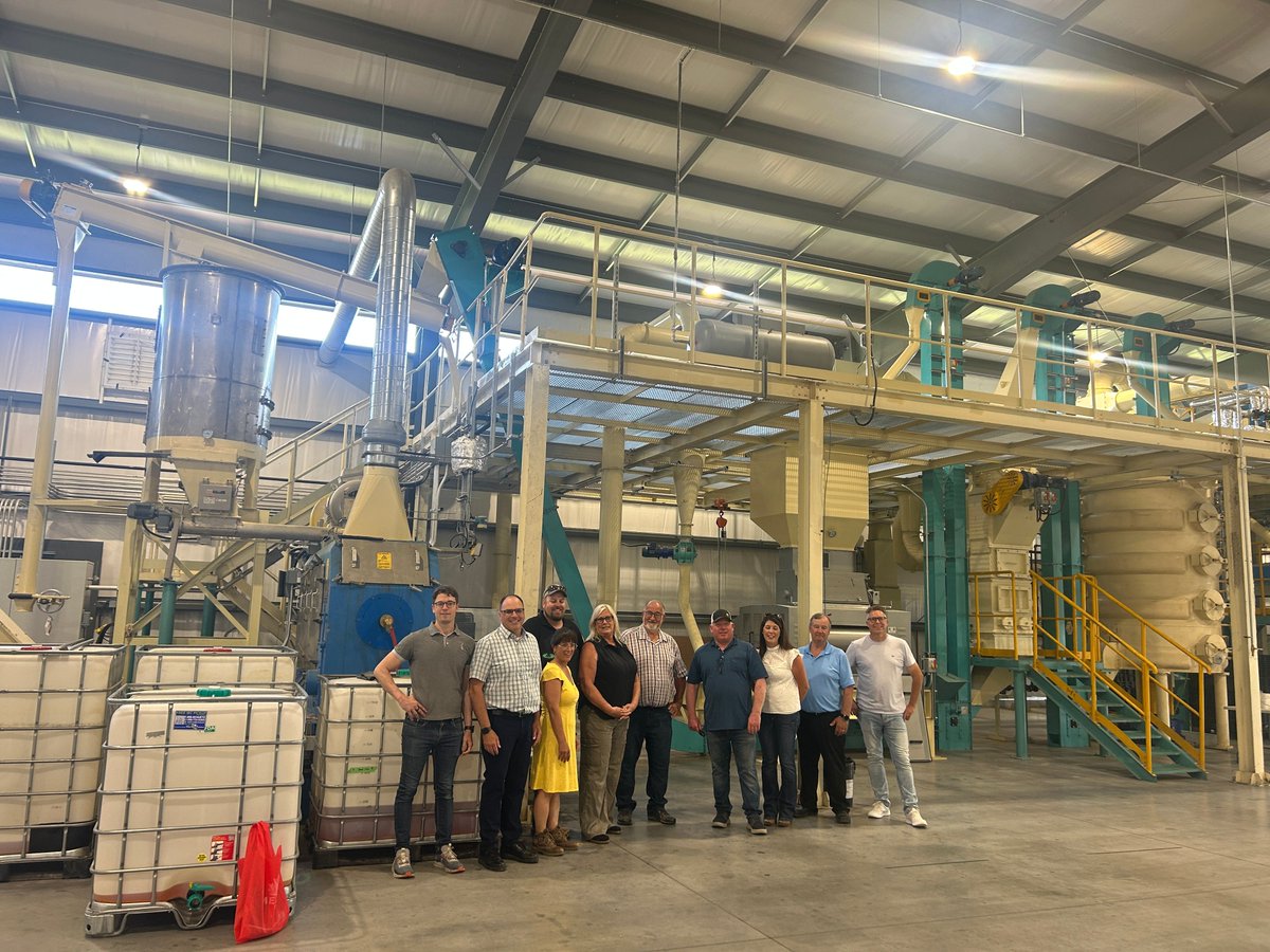 GrainFarmers's tweet image. Yesterday the GFO board toured New Protein Global's new pilot soybean protein plant in Benmiller. The GFO grains innovation fund supported this project that is leading to new innovative soybean processing and markets in Ontario. Thanks to Martin VanderLoo for hosting our group!