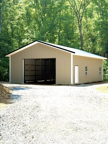 truemetalsupply's tweet image. Take a look at this stunning post frame kit installed by Corman Builders LLC ! Featuring Clay Tuff-Rib metal siding, Black Tuff-Rib roofing, crisp white trim, and durable steel trusses, this beautiful hobby shop is designed to impress—and built to stand the test of time. Contact…