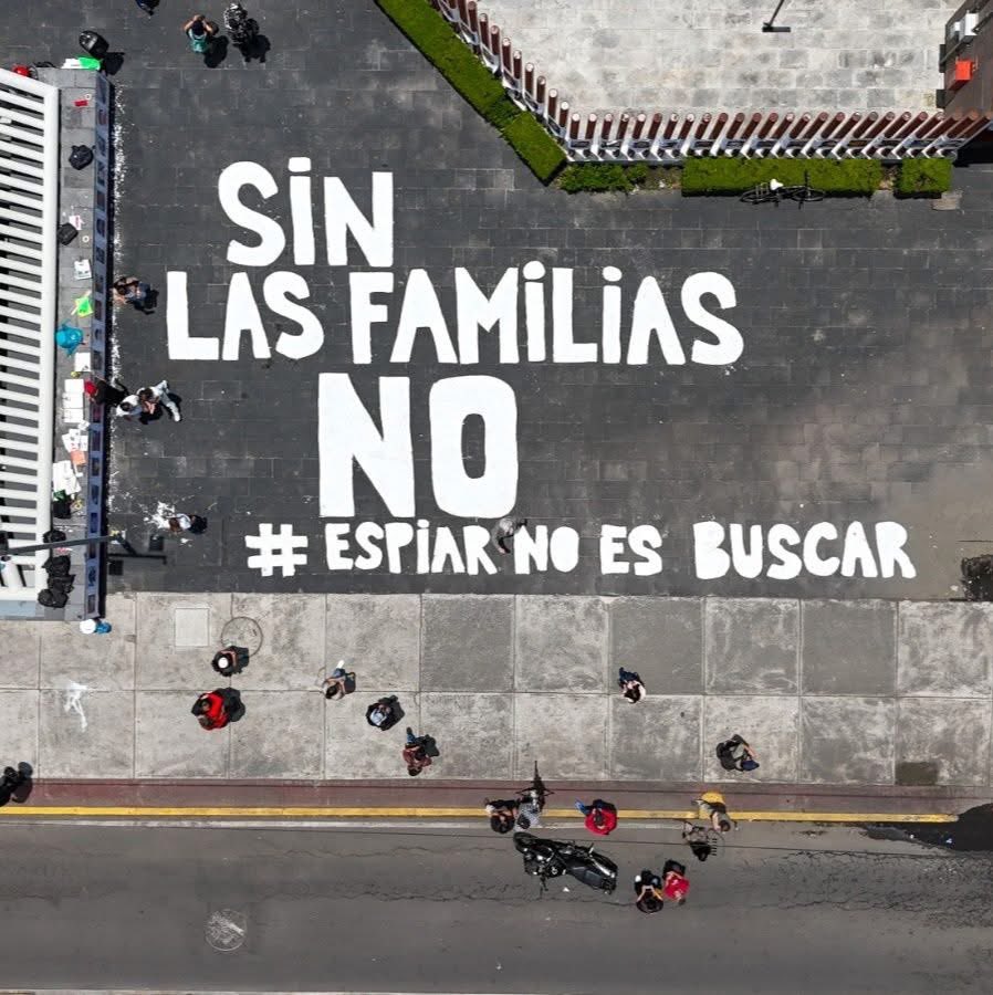 Espiar no es buscar.