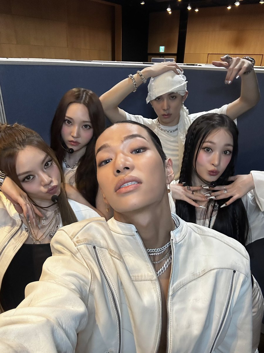 yngsdoll's tweet photo. first win in just 10 days <3

#FAMOUS1stWin
#ALLDAYPROJECT1stWin #ADP1stWin #ALLDAYPROJECT #ADP #올데이프로젝트 https://t.co/Zx7Gglq4iF