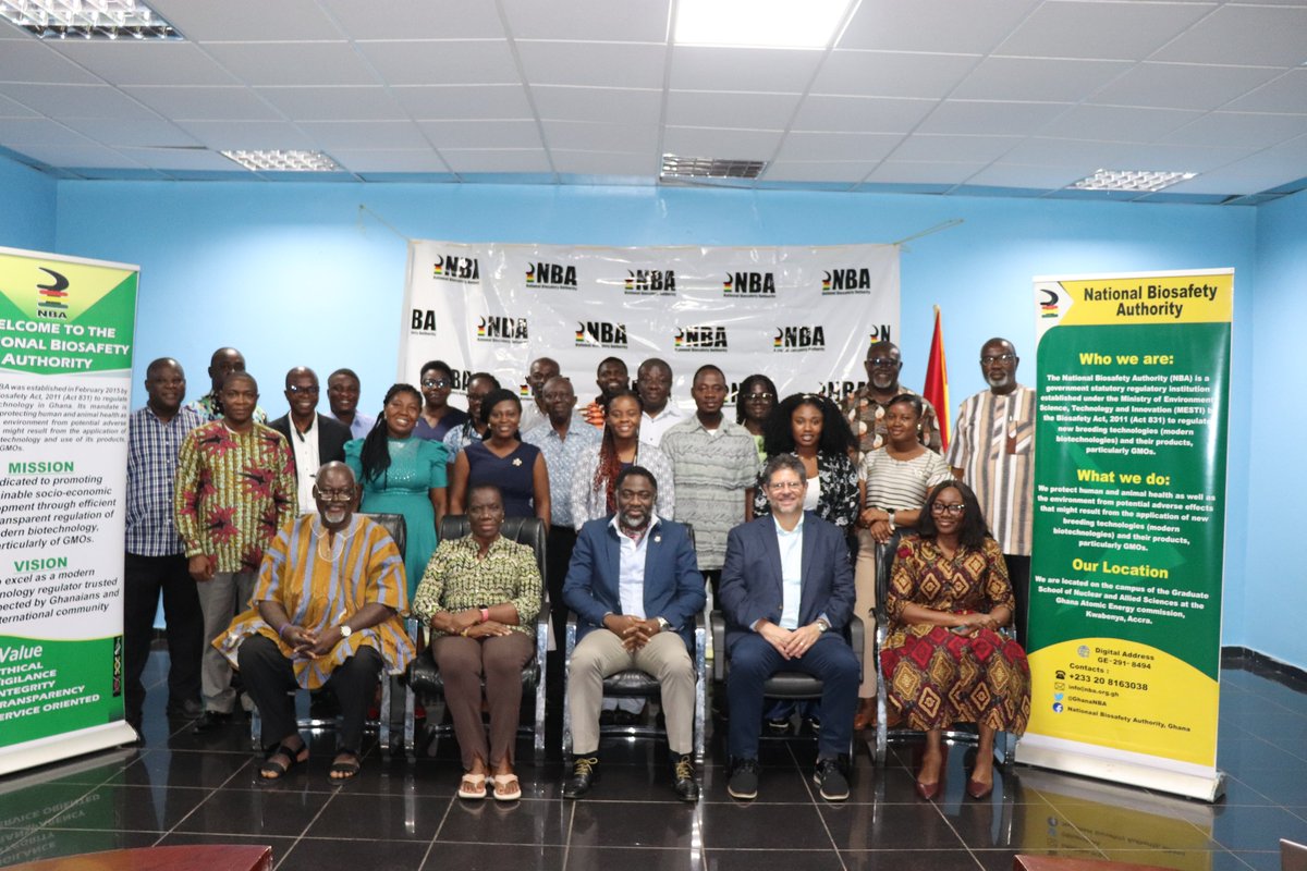 Ghana_NBA's tweet photo. Today, the National Biosafety Authority and CSIR-SARI brought stakeholders together to discuss the future of regulating Molecular Stacked Gene Products.
#Biosafety #innovationwithintegrity https://t.co/07FGFLGPAv