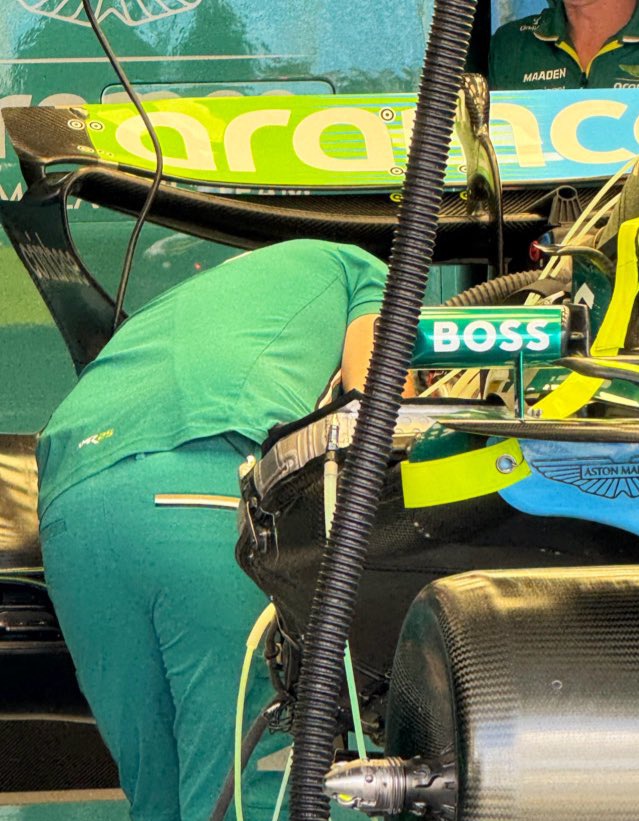 🚨 Rear wing of No.18 Strolls car
Lance will not have the new parts for FP1 

#F1 #Astonmartinf1 #BritishGP #AMR25

📷 <a href="/AlbertFabrega/">Albert Fabrega</a>