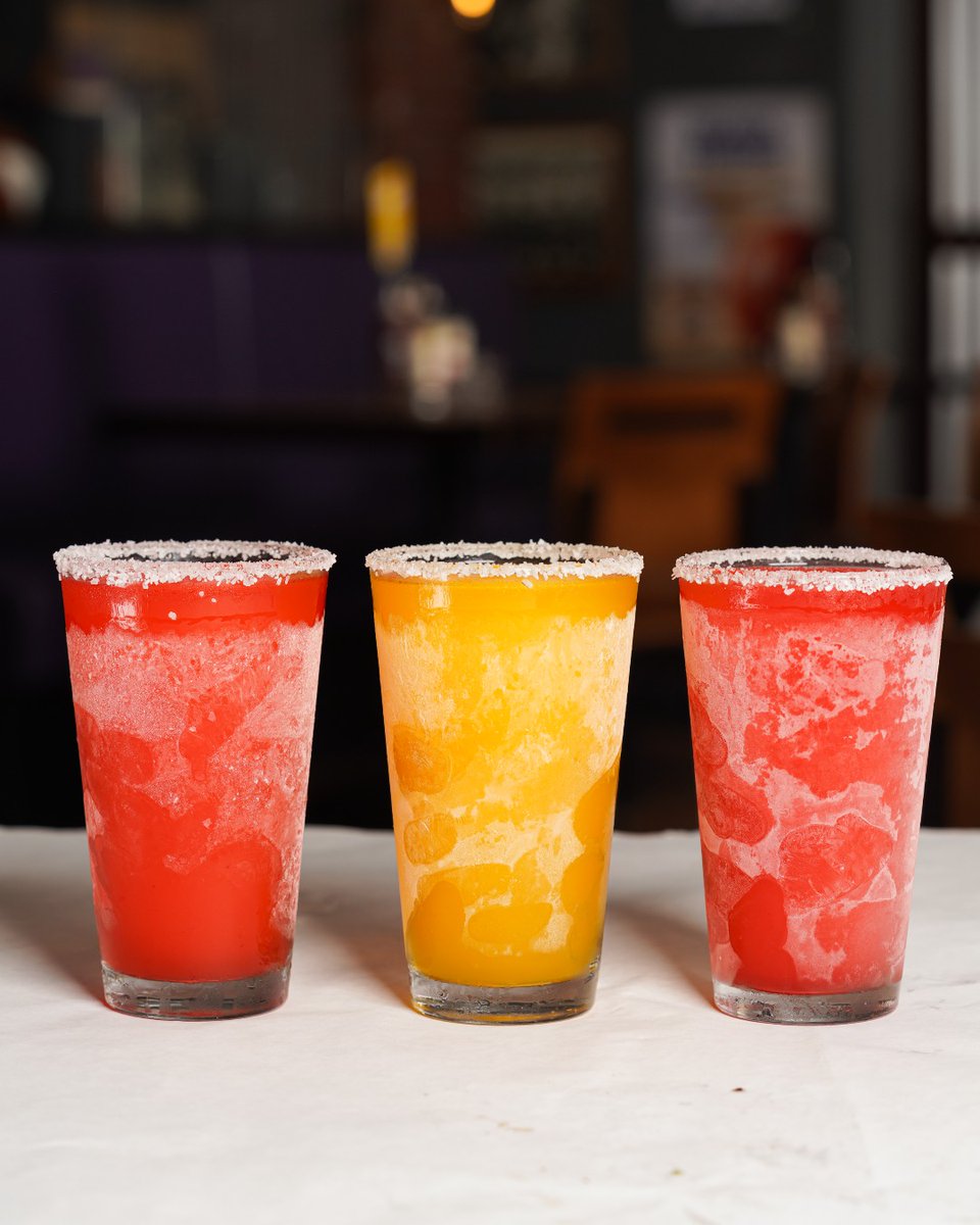 Beat that Louisiana Summer heat with an ice-cold, refreshing frozen margarita! 

View our menu: bit.ly/4lgA1Bg
#TJRibs #FrozenMargarita #SummerHeat #BatonRouge