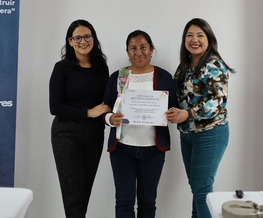 CIPEglobal's tweet image. #TBT: Stronger entrepreneurship in Central America fosters opportunity for U.S. businesses and helps reduce irregular migration. In just 3 years CIPE opened a Women’s Business Resource Center in #Guatemala, creating 78 new jobs and 46 new businesses. ➡️ bit.ly/4lsfEl0