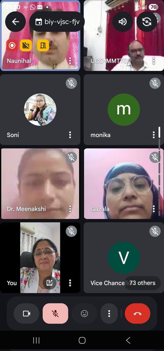 Spoke to young Assistant Professors about being a Professor, the joy of it and the roller-coaster journey of an academician...
Thankful to <a href="/DHSGUSagar/">Dr  Harisingh Gour Vishwavidyalaya, Sagar</a> <a href="/DoctorGour/">Doctor Harisingh Gour Vishwavidyalaya Sagar</a> for the opportunity 🙏