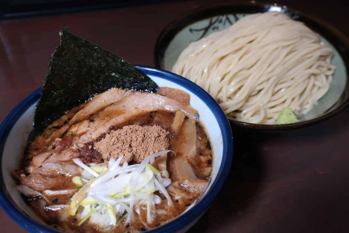 本日沢山のお客様ご来店ありがとうございました🐯

久々の「トラG」張り切って材料頼み過ぎて…(ﾟＡﾟ;)
急遽明日もやります！！
※材料無くなり次第終了

もちろん明日は「濃香」系、「つけ麺」系、全メニューご用意してます！！