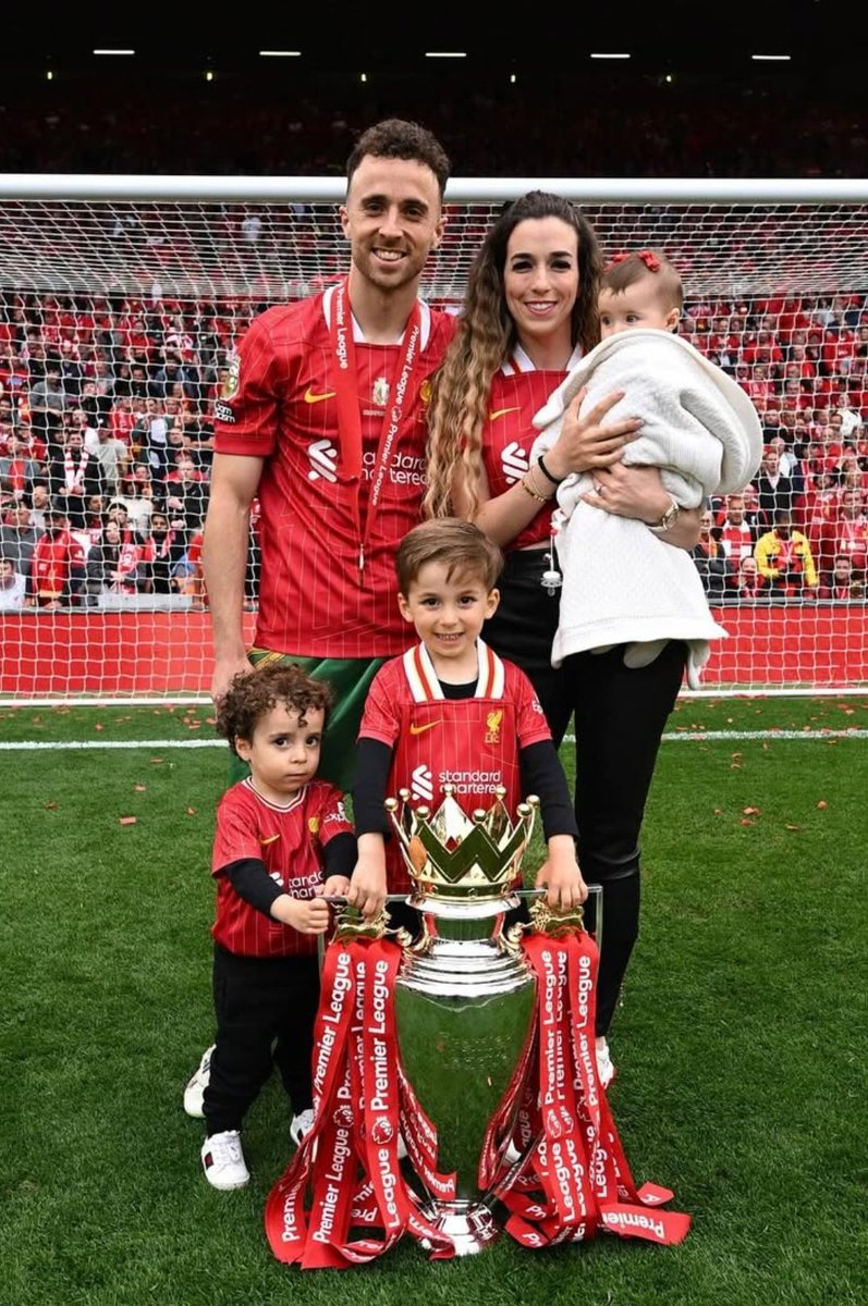 MClarkeShow's tweet image. In what should be the happiest time of his life, with the birth of his daughter just before Christmas and recent wedding celebrations on top of success for club and country, tragedy strikes.

May Diogo Jota and his brother Andre Silva rest in peace.