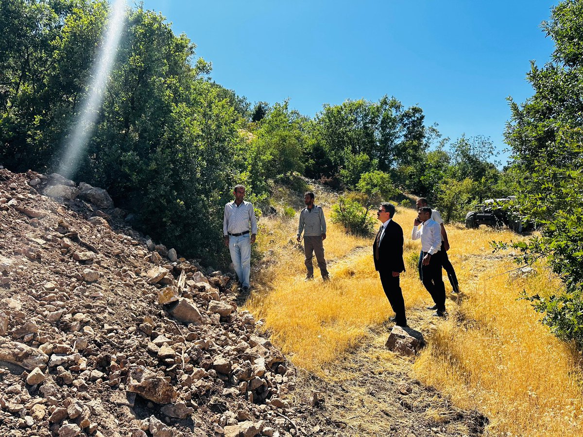 Sayın Kaymakamımız Dr. Ahmet Oğuz Aslan, vatandaşlarımızla buluşmak ve köylerimizin ihtiyaçlarını yerinde görmek amacıyla Beşkoz ve Burunçayır köylerine ziyarette bulundu.