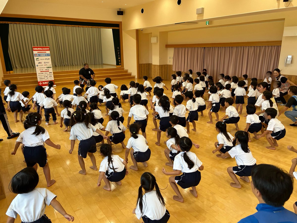 九州プロレスが行う青少年健全育成活動は、オフィシャルパートナー九州元気隊＜九州プロレス後援会＞の皆様からの御支援・御協力。そして、ファンの皆様からのファンクラブ会員費やチケット・グッズ等の購入による応援により、九州各地へ『元気』をお届け出来ております。
感謝致します。