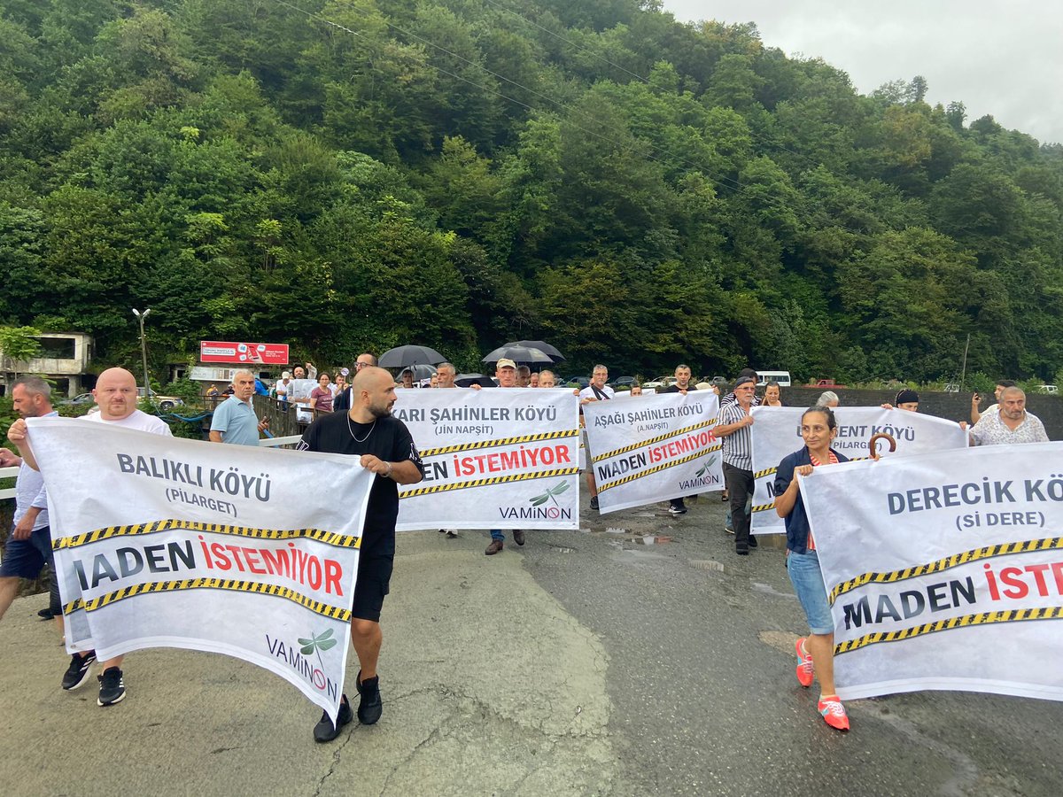 Ne suyumuzu, ne köyümüzü ne de vadimizi teslim etmeyeceğiz! Hepsi yaşam kaynağı ve altından çok daha değerli. 

#AltındanDahaDeğerliyiz 
#MadenYasasınıGeriCek