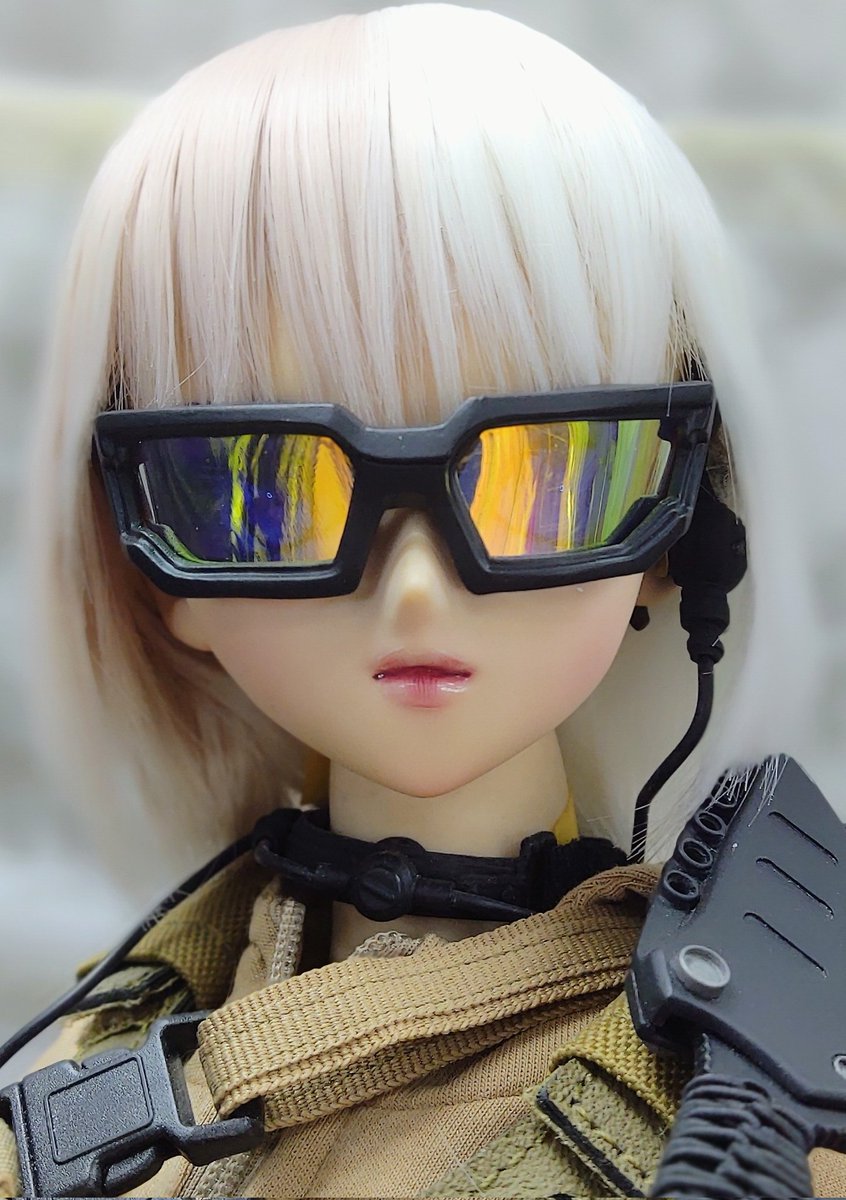 dreamdoll6's tweet photo. 1/3 SCALE MINIATURES MODEL KIT SERIES TACTICAL SUNGLASSES🌟🌟
娘のために新しいアイテムを買った ✨😙😙✨
#武装ドール 
#アイドール東京 #handmade
 #miniatures 
#tactical 
#武装少女 
#ドルフィードリーム
#DDはいいぞ https://t.co/qSwSVimC4S