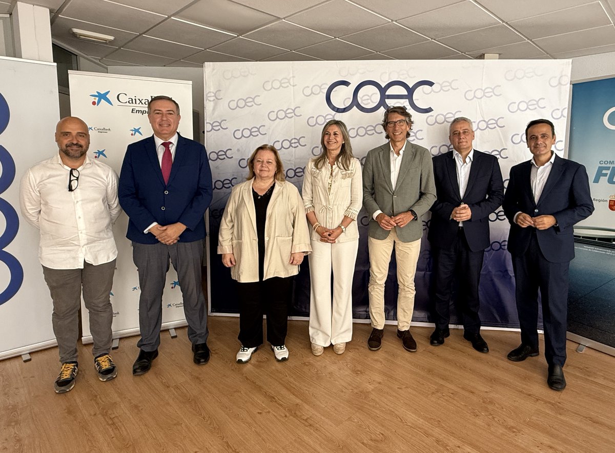 MurciaDiario (@murdiario) on Twitter photo CaixaBank y COEC siguen de la mano para brindar soluciones a medida al tejido empresarial murciadiario.com/articulo/empre… a través de <a href="/Murdiario/">MurciaDiario</a>
<a href="/caixabank/">CaixaBank</a> <a href="/OlgaGarcasaz1/">Olga García Saz</a> <a href="/JuanJesusLozan7/">Juan Jesus Lozano</a> <a href="/pepe_meseguer/">José Ant. Meseguer</a> <a href="/COEC_es/">COEC</a> <a href="/AnaCorreaMedina/">Ana Correa Medina</a> CaixaBank y COEC siguen de la mano para brindar soluciones a medida al tejido empresarial murciadiario.com/articulo/empre… a través de <a href="/Murdiario/">MurciaDiario</a>
<a href="/caixabank/">CaixaBank</a> <a href="/OlgaGarcasaz1/">Olga García Saz</a> <a href="/JuanJesusLozan7/">Juan Jesus Lozano</a> <a href="/pepe_meseguer/">José Ant. Meseguer</a> <a href="/COEC_es/">COEC</a> <a href="/AnaCorreaMedina/">Ana Correa Medina</a>