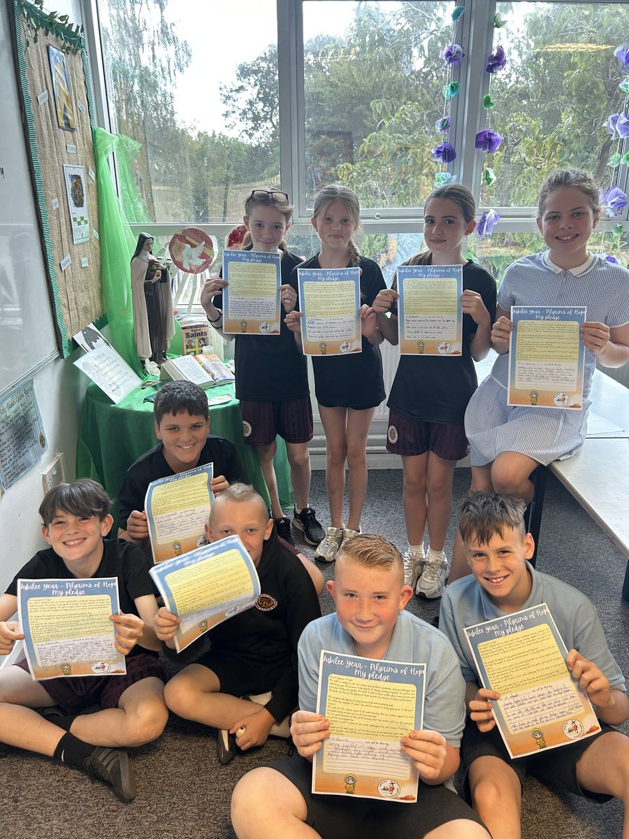 Year 6  have contributed superbly on Jubilee Pledge day, thinking and collaborating together as pilgrims of hope to create meaningful pledges for today and the future. We thought about social actions and speaking out for others.