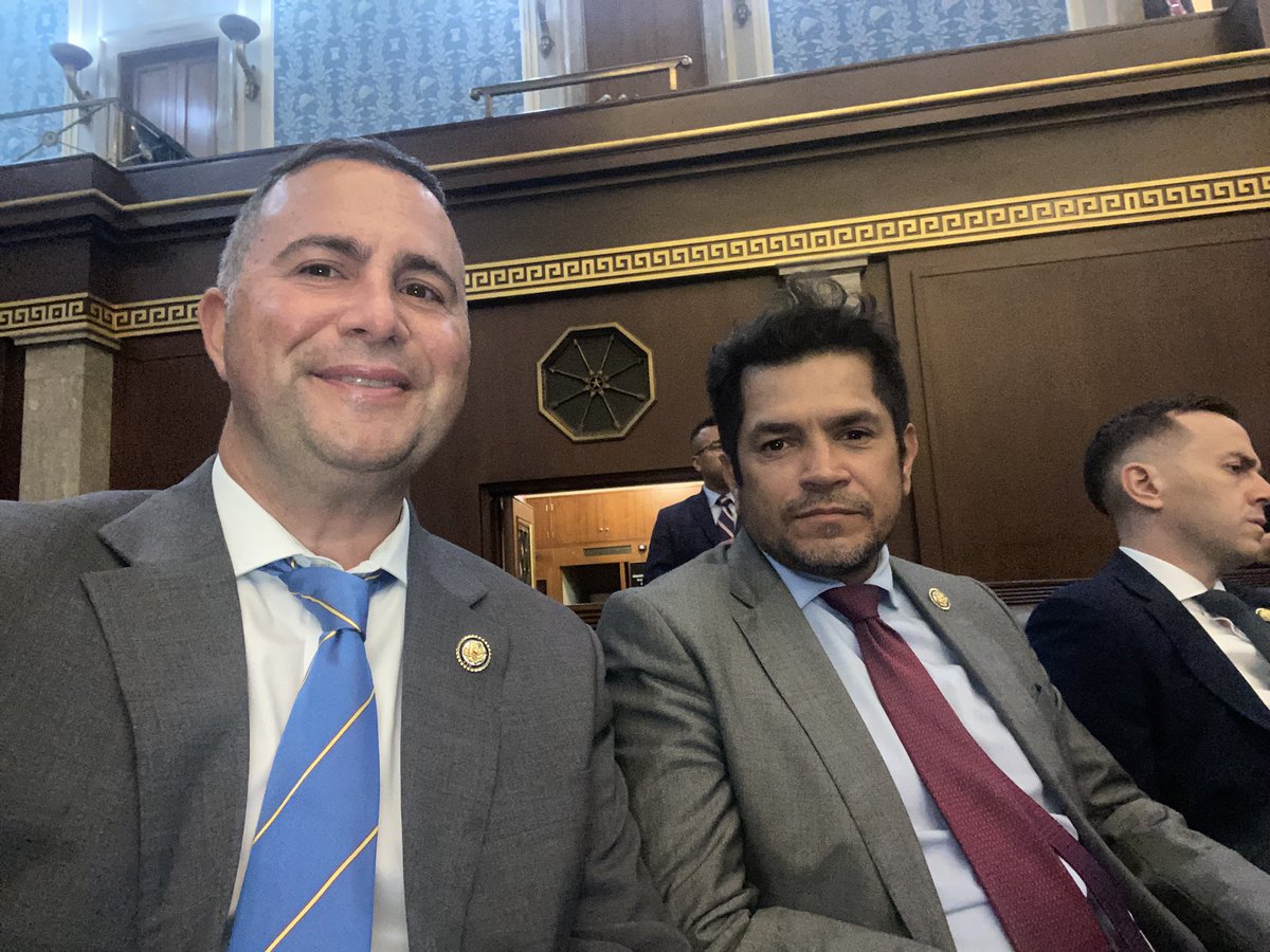 Rep. Darren Soto (@repdarrensoto) on Twitter photo Hey America it’s just past 5am. You may be asleep but we <a href="/HouseDemocrats/">House Democrats</a> still have your back.
Our Leader <a href="/RepJeffries/">Hakeem Jeffries</a> is speaking truth to power and we will vote NO on the #OneBigUglyBill! Hey America it’s just past 5am. You may be asleep but we <a href="/HouseDemocrats/">House Democrats</a> still have your back.
Our Leader <a href="/RepJeffries/">Hakeem Jeffries</a> is speaking truth to power and we will vote NO on the #OneBigUglyBill!