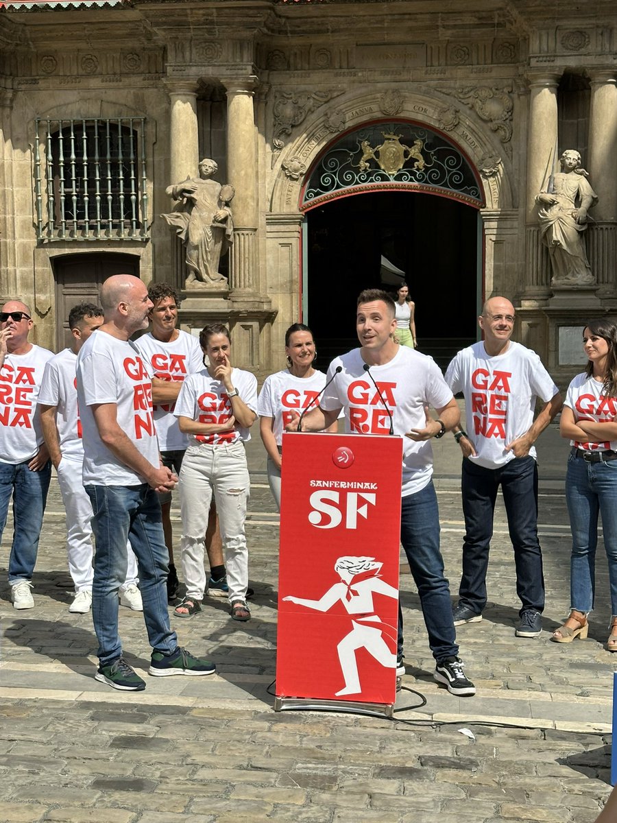 EITB (@eitbofiziala) on Twitter photo 📸📸 #Sanferminak2025 gertutik jarraituko ditu #EITB-k #euskaraz, eta Iruñeko Udaletxe plazan aurkeztu dugu programazio berezia
<a href="/eitbtaldea/">EITB Komunikazioa</a> <a href="/euskaltelebista/">ETB</a> <a href="/euskadi_irratia/">Euskadi Irratia</a>
#GarenaBatzenGaituena 📸📸 #Sanferminak2025 gertutik jarraituko ditu #EITB-k #euskaraz, eta Iruñeko Udaletxe plazan aurkeztu dugu programazio berezia
<a href="/eitbtaldea/">EITB Komunikazioa</a> <a href="/euskaltelebista/">ETB</a> <a href="/euskadi_irratia/">Euskadi Irratia</a>
#GarenaBatzenGaituena